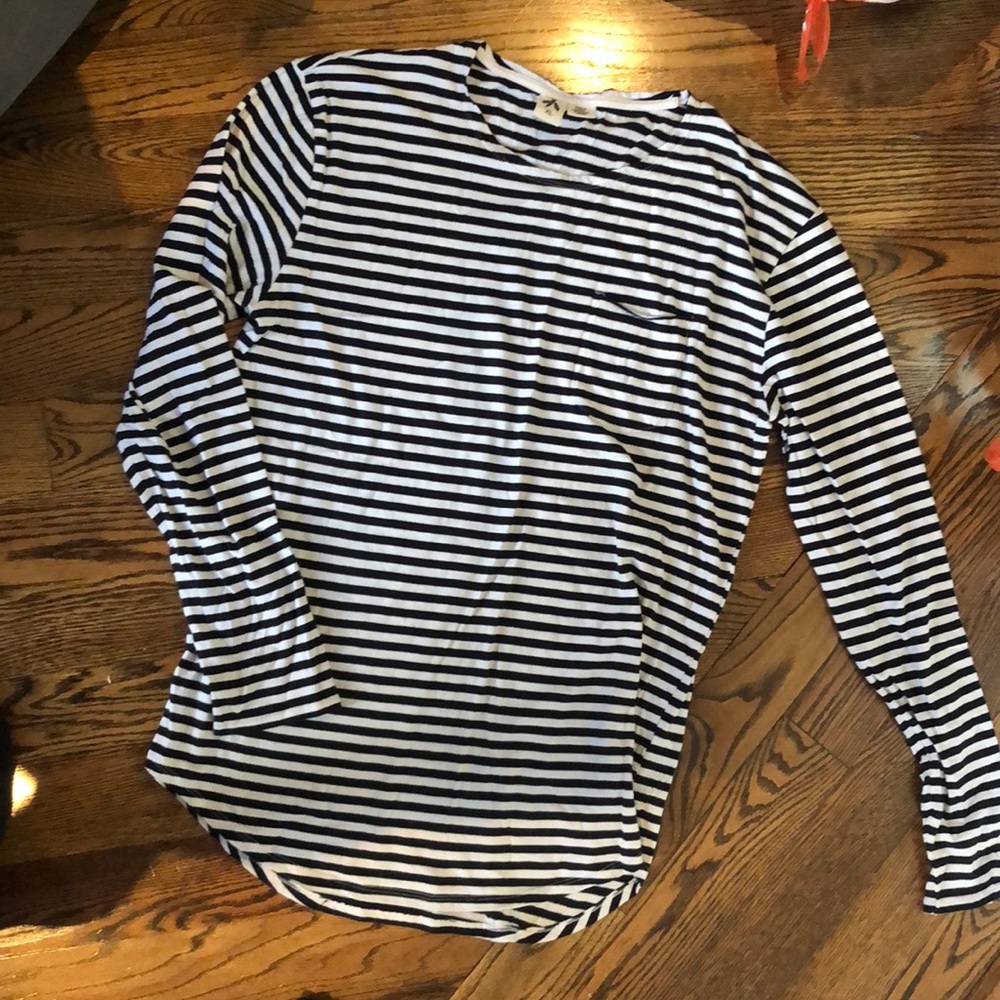 Urban Outfitters long sleeve pocket tee